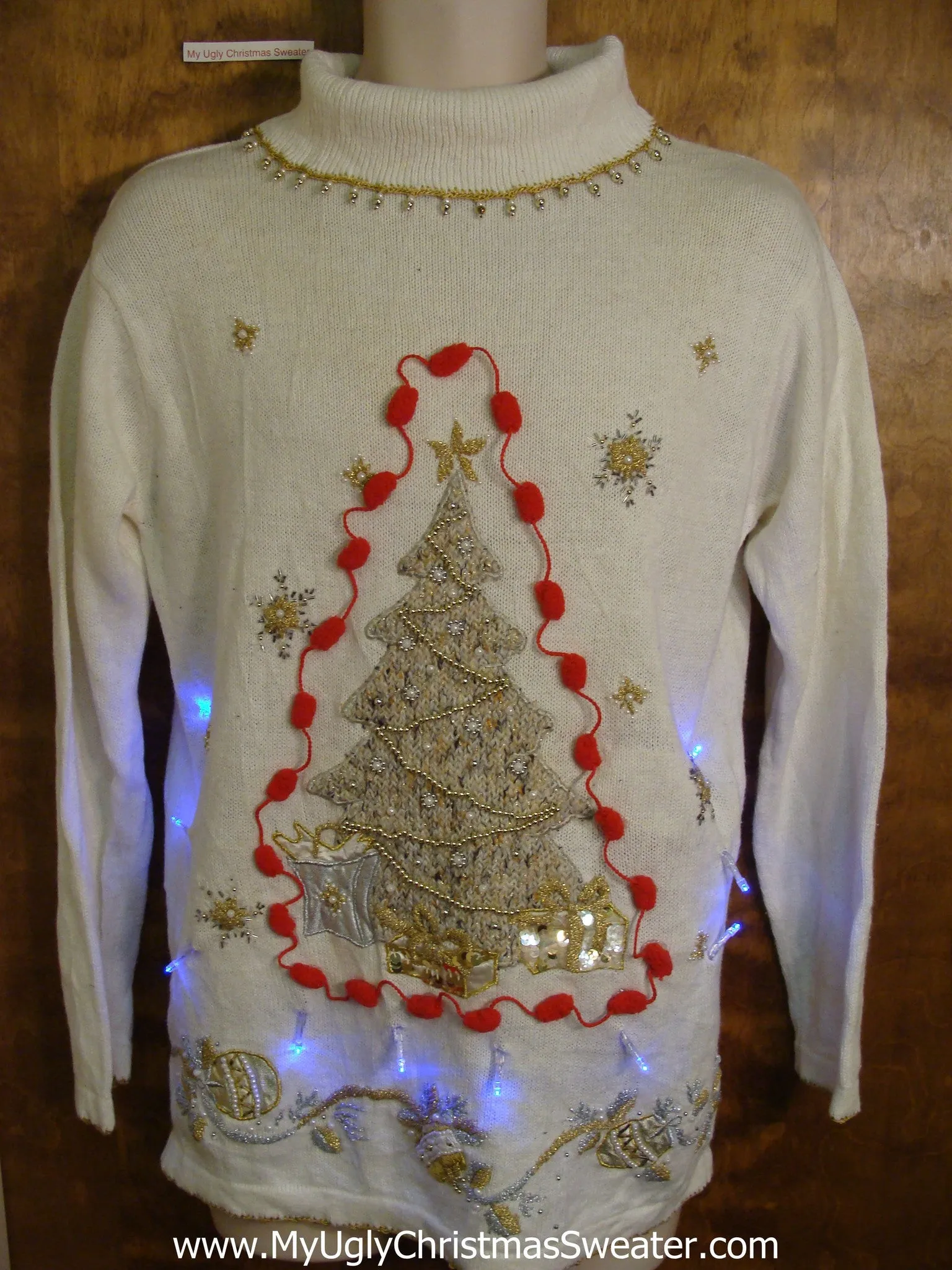 Crazy 80s Ivory Christmas Sweater with Lights