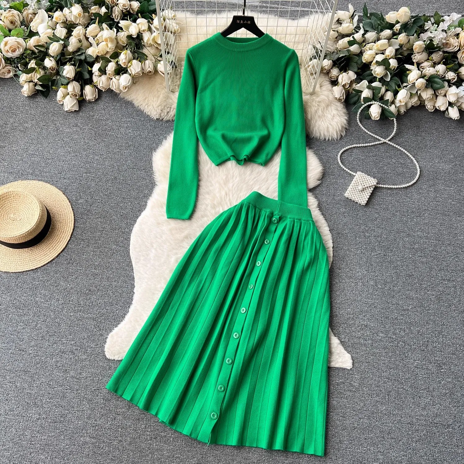 knitted fashion suit for women round neck T-shirt   pleated skirt   S4580