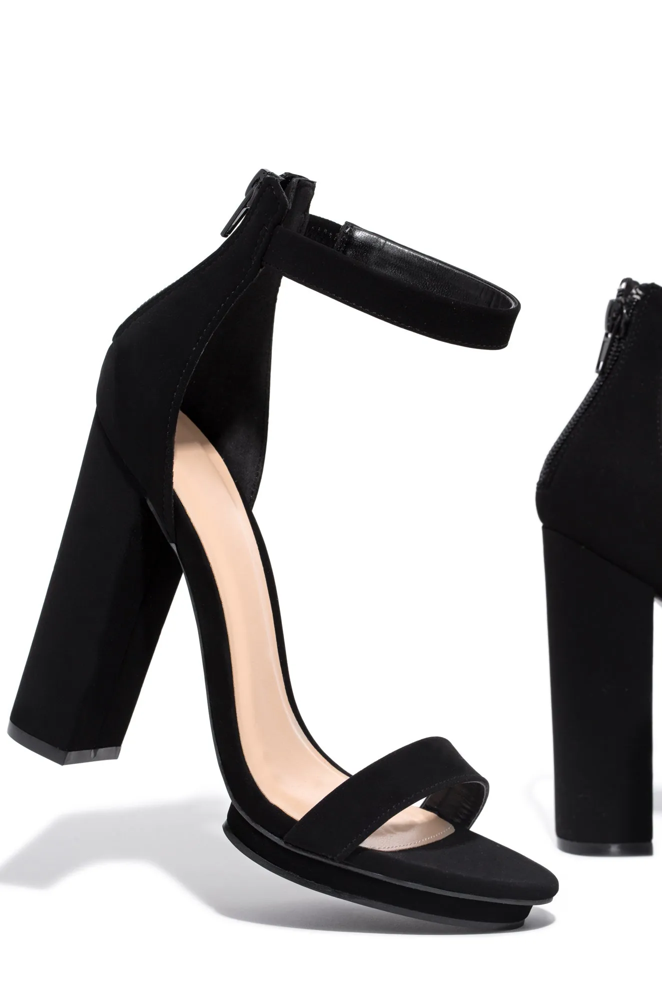 New View Block High Heels - Black