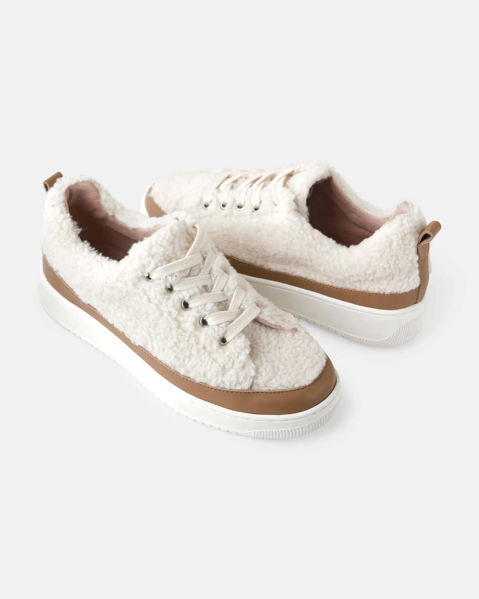 Nora Sneaker - Beige