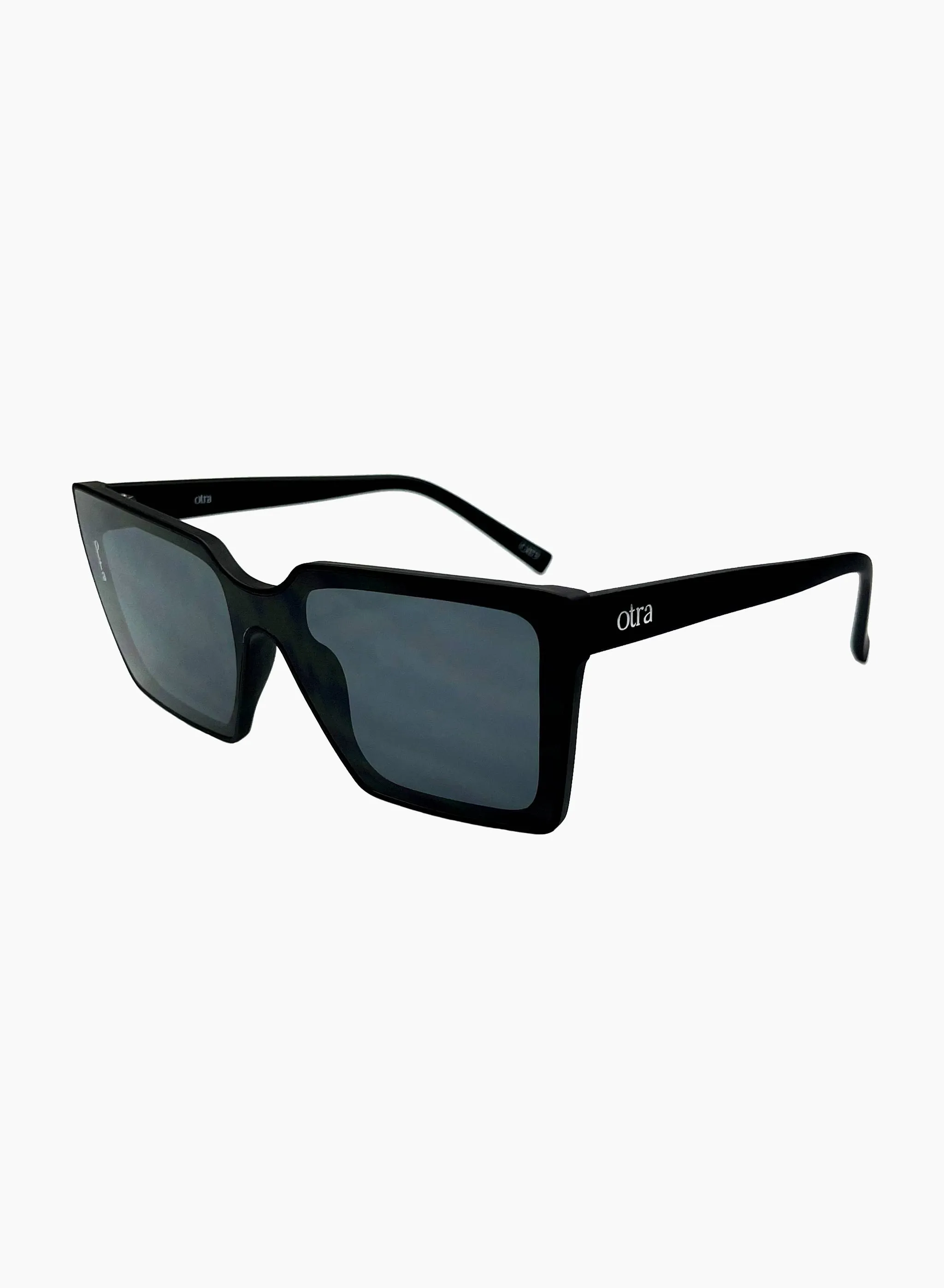 Otra Eyewear - Reme in Black