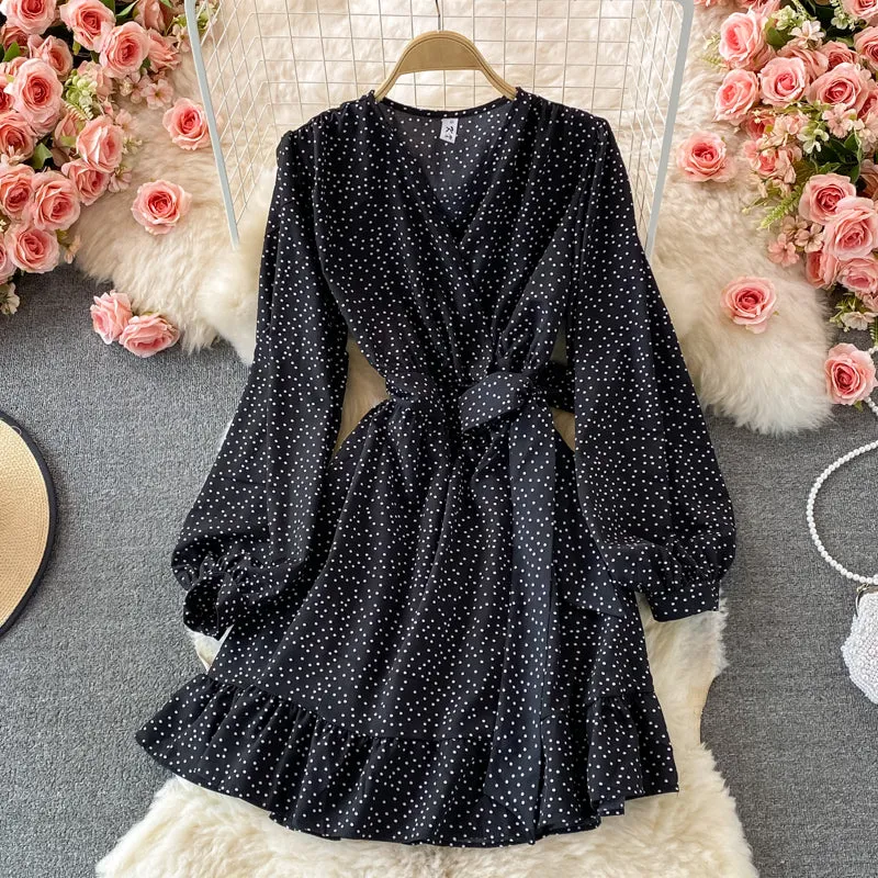 Simple v neck long sleeve dress fahsion dress     S153