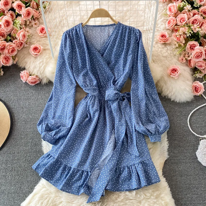 Simple v neck long sleeve dress fahsion dress     S153